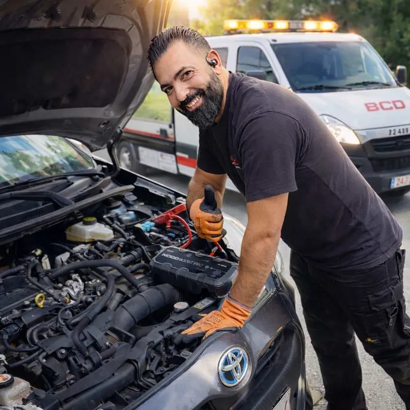 Les gérants de Bruxelles Car Depannage srl
